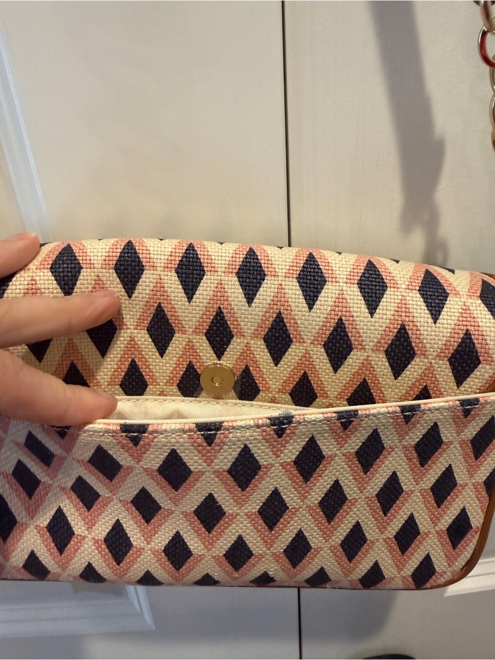 Woven Diamond-Pattern Crossbody Bag in Brown and Navy- Spartina - Picture 4 of 4